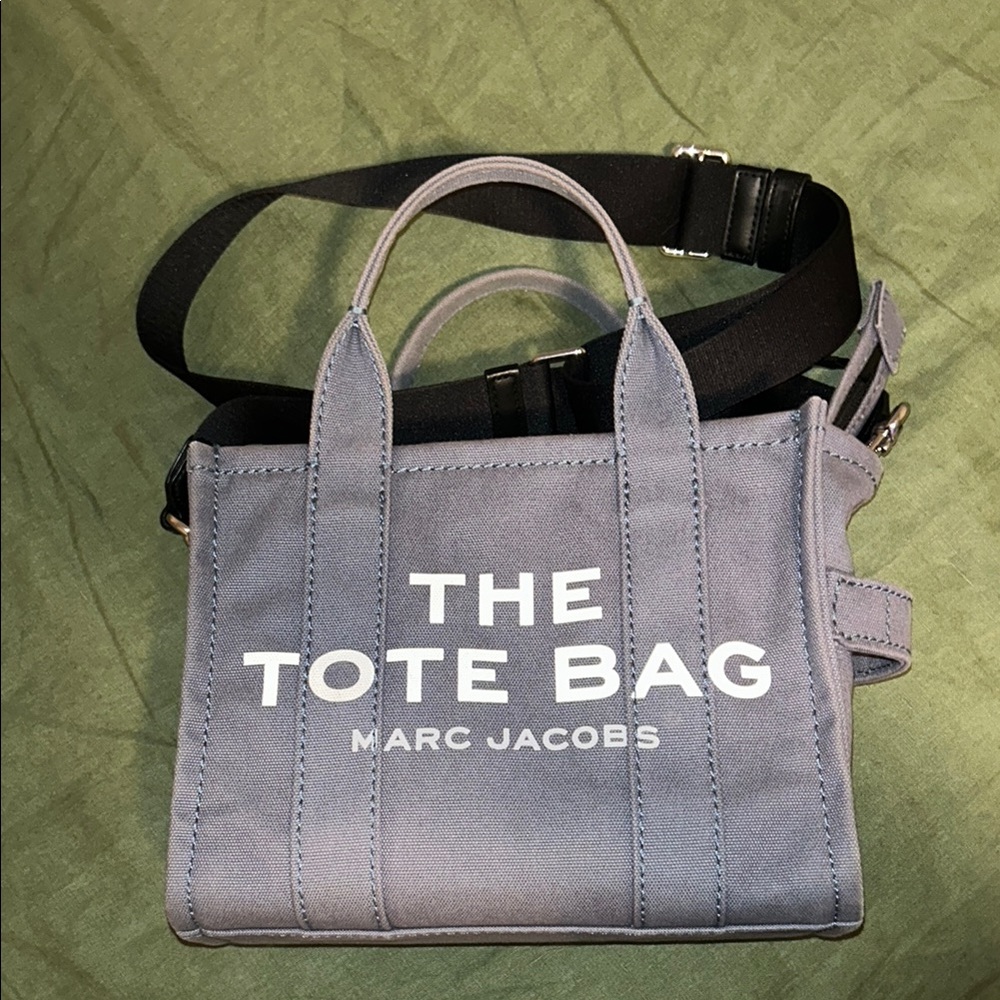 Small Marc Jacobs Messenger Bag